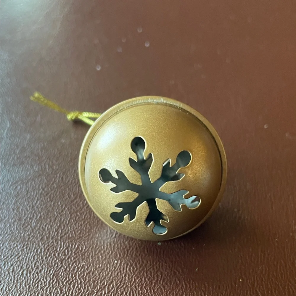 VTG Gold Jingle Bell Ornament with Star Cutouts